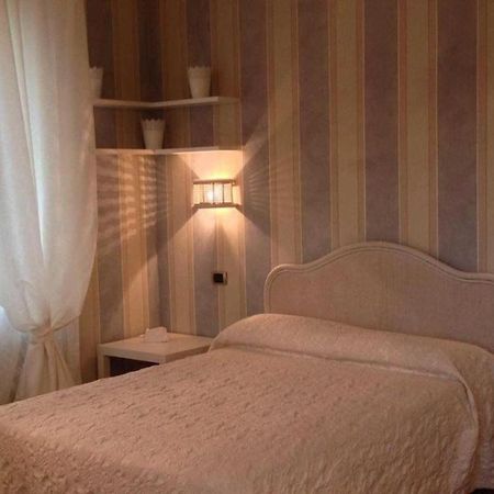 Corte Breda, Agriturismo Bed&Breakfast Chiari Exterior foto