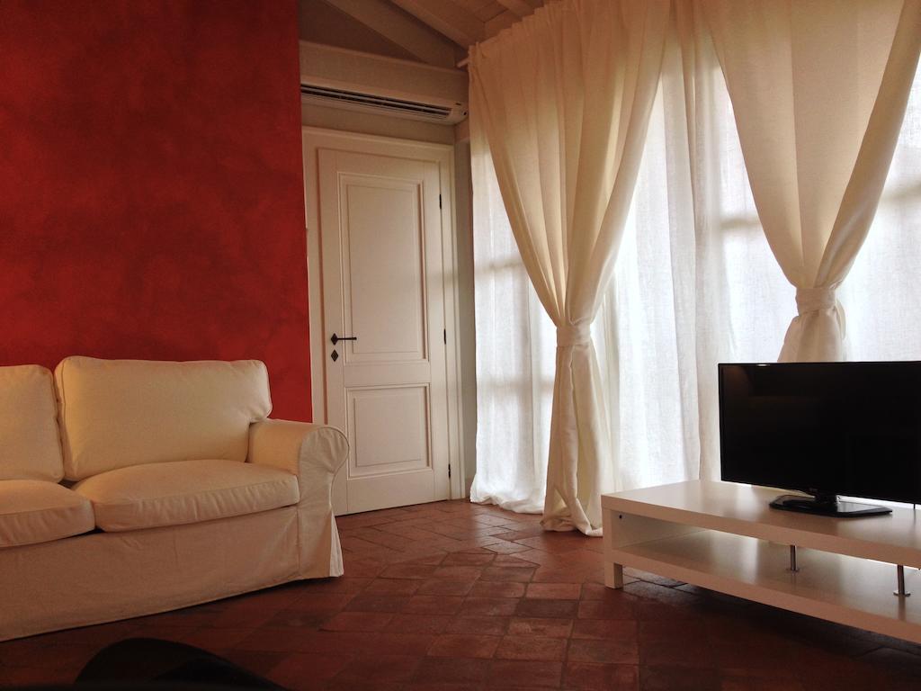 Corte Breda, Agriturismo Bed&Breakfast Chiari Habitación foto