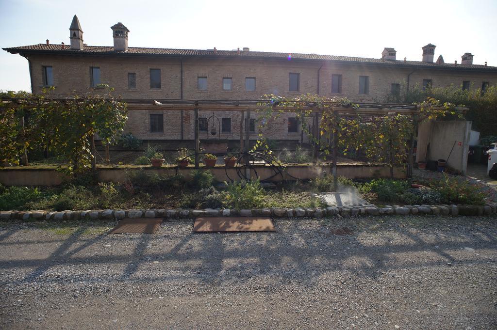Corte Breda, Agriturismo Bed&Breakfast Chiari Exterior foto